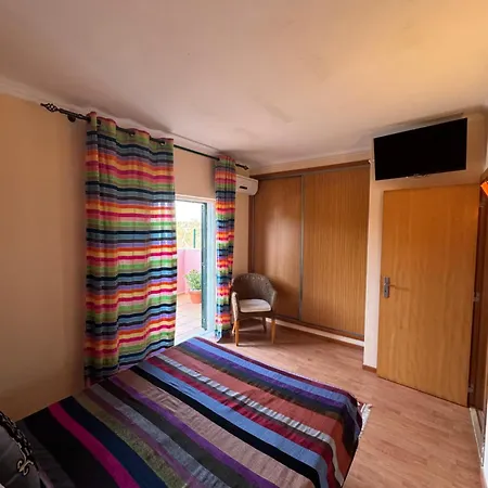 Seventies Cheap & Chic Ii