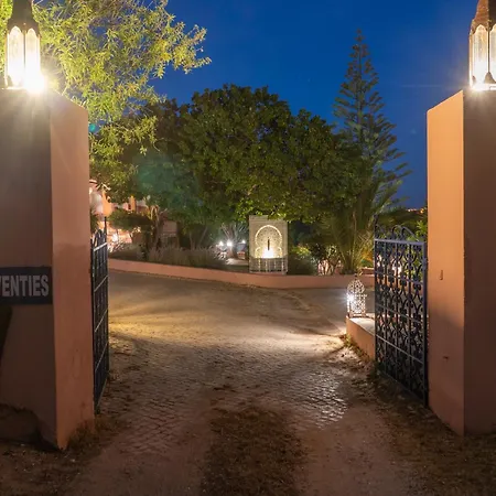 Seventies Cheap & Chic Ii Lejlighedshotel Albardeira