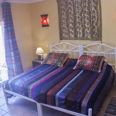 Seventies Cheap & Chic Ii