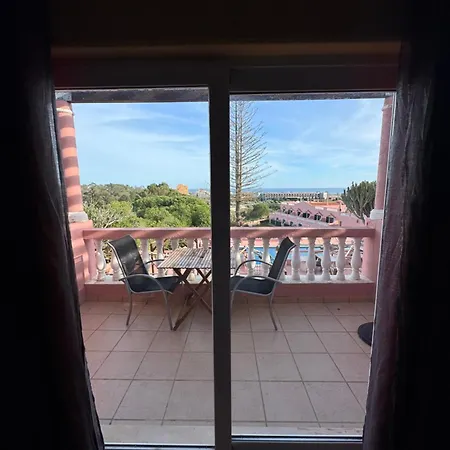 Hotel apartamentowy Seventies Cheap & Chic Ii 3*