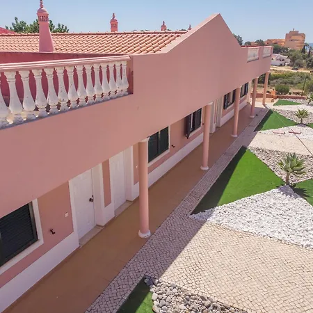 Seventies Cheap & Chic Ii 3* Albardeira